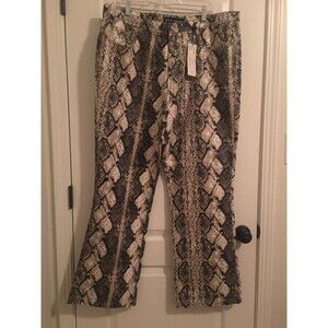 R.V.T. Jeans Co. Women's Snake Skin Pattern Pants Size 20 Multicolor